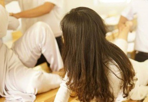 Ảnh kỷ yếu phản cảm có đáng để đầu tư? - Ảnh 1. Ảnh kỷ yếu phản cảm có đáng để đầu tư? - Ảnh 1.