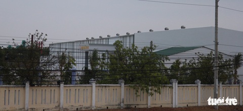 Công ty đưa khách Trung Quốc vào khu công nghiệp ăn bị phạt 302 triệu - Ảnh 2. Công ty đưa khách Trung Quốc vào khu công nghiệp ăn bị phạt 302 triệu - Ảnh 2.