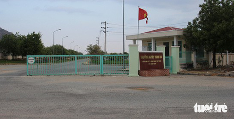 Công ty đưa khách Trung Quốc vào khu công nghiệp ăn bị phạt 302 triệu - Ảnh 1. Công ty đưa khách Trung Quốc vào khu công nghiệp ăn bị phạt 302 triệu - Ảnh 1.