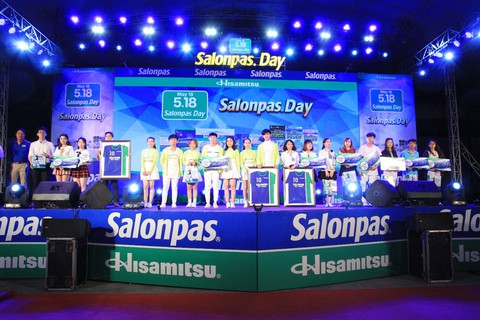 Khán giả bùng nổ đại tiệc Salonpas Day 2018 - Ảnh 5. Khán giả bùng nổ đại tiệc Salonpas Day 2018 - Ảnh 5.