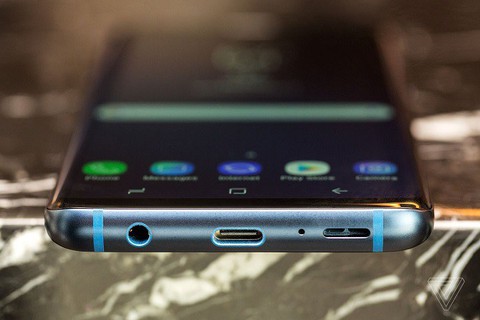 Smartphone mới ra mắt của Samsung chinh phục người dùng, từ thiết kế đến camera - Ảnh 4. Smartphone mới ra mắt của Samsung chinh phục người dùng, từ thiết kế đến camera - Ảnh 4.