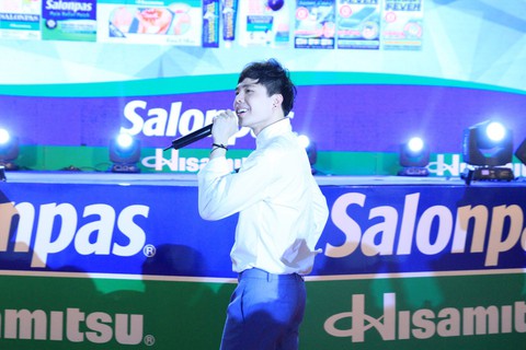Khán giả bùng nổ đại tiệc Salonpas Day 2018 - Ảnh 3. Khán giả bùng nổ đại tiệc Salonpas Day 2018 - Ảnh 3.