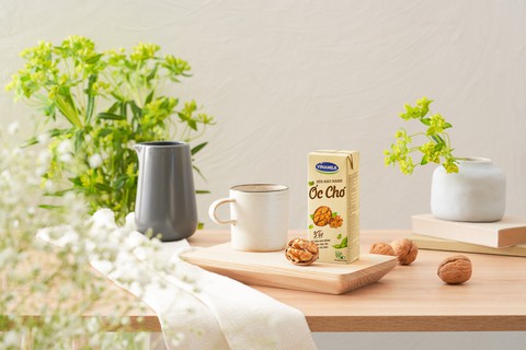 Sữa hạt - xu thế mới hấp dẫn giới trẻ - Ảnh 1. Sữa hạt - xu thế mới hấp dẫn giới trẻ - Ảnh 1.