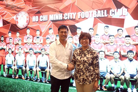 Nếu biết CLB TP.HCM sắp giải thể, tôi đã không về làm chủ tịch - Ảnh 1. Nếu biết CLB TP.HCM sắp giải thể, tôi đã không về làm chủ tịch - Ảnh 1.