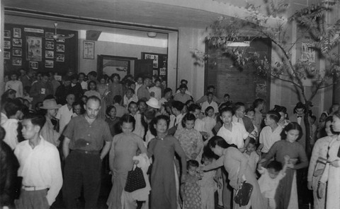Chiêm ngưỡng tài tử, giai nhân điện ảnh một thời trong Kiếp hoa - Ảnh 5. Chiêm ngưỡng tài tử, giai nhân điện ảnh một thời trong Kiếp hoa - Ảnh 5.