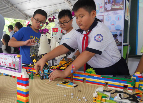 Thi Robotacon dành cho học sinh - Ảnh 1. Thi Robotacon dành cho học sinh - Ảnh 1.