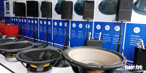 Gần 200 gian hàng tại triển lãm thiết bị âm thanh quốc tế Plase Show 2018 - Ảnh 3. Gần 200 gian hàng tại triển lãm thiết bị âm thanh quốc tế Plase Show 2018 - Ảnh 3.