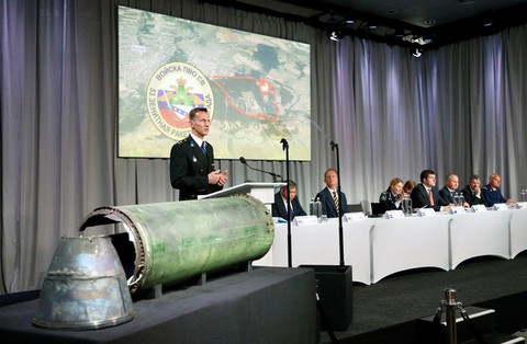 Úc và Hà Lan chính thức buộc tội Nga vụ máy bay MH17 - Ảnh 1. Úc và Hà Lan chính thức buộc tội Nga vụ máy bay MH17 - Ảnh 1.