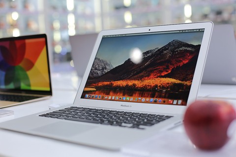 FPT Shop giảm đến 4 triệu trong chương trình Tuần lễ vàng Apple - Ảnh 1. FPT Shop giảm đến 4 triệu trong chương trình Tuần lễ vàng Apple - Ảnh 1.