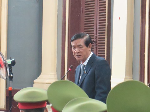 Vụ Hứa Thị Phấn: Thiệt hại của Phương Trang không thể thống kê hết - Ảnh 1. Vụ Hứa Thị Phấn: Thiệt hại của Phương Trang không thể thống kê hết - Ảnh 1.