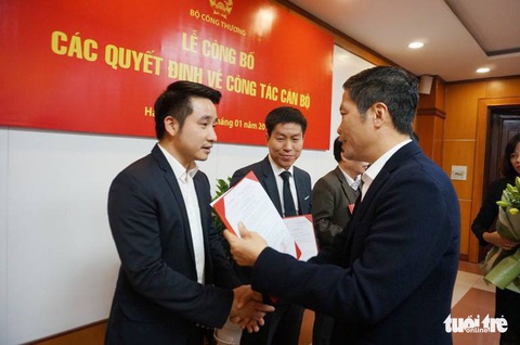 Chính phủ yêu cầu làm rõ vụ bổ nhiệm thần tốc ở văn phòng 389 quốc gia - Ảnh 1. Chính phủ yêu cầu làm rõ vụ bổ nhiệm thần tốc ở văn phòng 389 quốc gia - Ảnh 1.