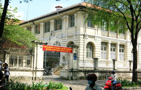 Văn nghệ sĩ TP.HCM khẩn thiết đề đạt không đập bỏ Dinh Thượng Thơ - Ảnh 1. Văn nghệ sĩ TP.HCM khẩn thiết đề đạt không đập bỏ Dinh Thượng Thơ - Ảnh 1.