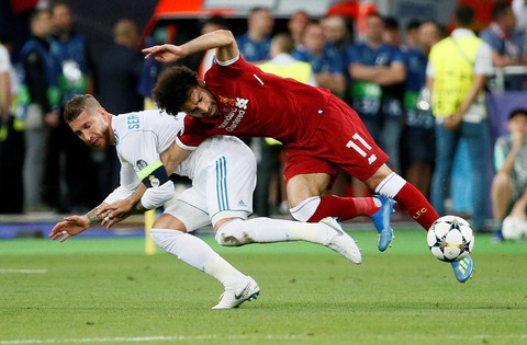 Chung kết Champions League vỡ nát vì tiểu xảo và sai lầm - Ảnh 2. Chung kết Champions League vỡ nát vì tiểu xảo và sai lầm - Ảnh 2.
