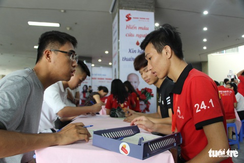 Khởi động Sắc màu hành trình đỏ năm 2018 - Ảnh 4. Khởi động Sắc màu hành trình đỏ năm 2018 - Ảnh 4.