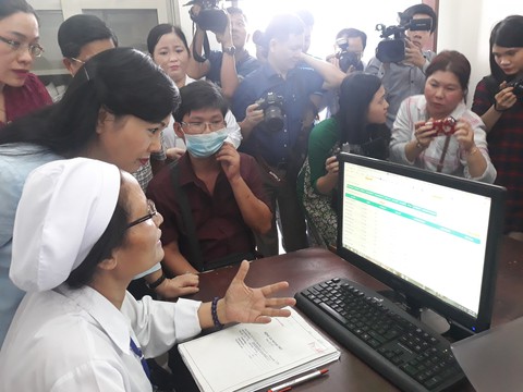 Báo động người nghiện bỏ điều trị tăng - Ảnh 2. Báo động người nghiện bỏ điều trị tăng - Ảnh 2.
