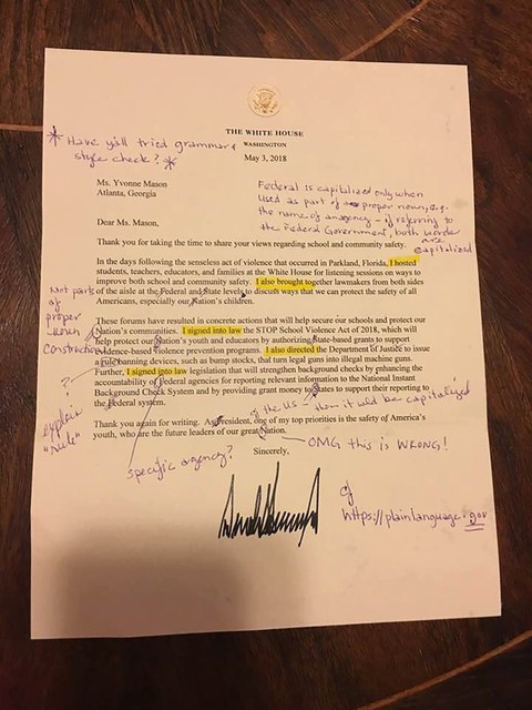 Cô giáo về hưu trả lại thư của Tổng thống Trump vì viết kém quá - Ảnh 2. Cô giáo về hưu trả lại thư của Tổng thống Trump vì viết kém quá - Ảnh 2.