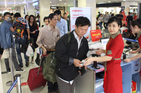 Vietjet tăng phí, giá vé máy bay sẽ tăng? - Ảnh 1. Vietjet tăng phí, giá vé máy bay sẽ tăng? - Ảnh 1.