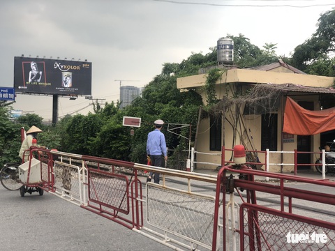 Nghề gác chắn tàu: Phận làm dâu ngàn họ - Ảnh 7. Nghề gác chắn tàu: Phận làm dâu ngàn họ - Ảnh 7.