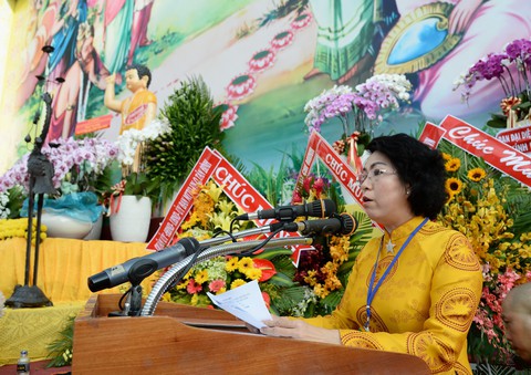 Hàng nghìn người dự Đại lễ Phật đản tại Việt Nam Quốc tự - Ảnh 5. Hàng nghìn người dự Đại lễ Phật đản tại Việt Nam Quốc tự - Ảnh 5.