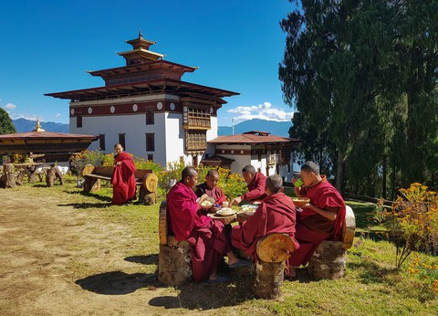Có phải ai cũng tìm thấy hạnh phúc ở Bhutan? - Ảnh 10. Có phải ai cũng tìm thấy hạnh phúc ở Bhutan? - Ảnh 10.