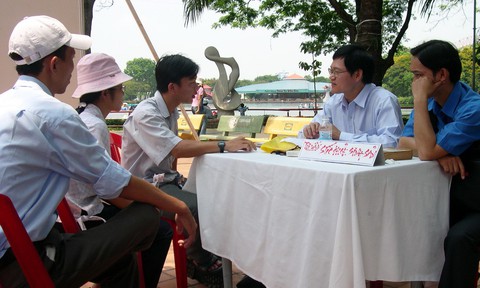 Nâng cao sức khỏe cho công nhân - Ảnh 1. Nâng cao sức khỏe cho công nhân - Ảnh 1.