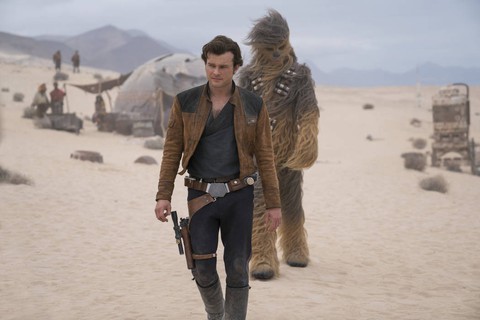 Khán giả đã mệt với phim Star wars? - Ảnh 4. Khán giả đã mệt với phim Star wars? - Ảnh 4.