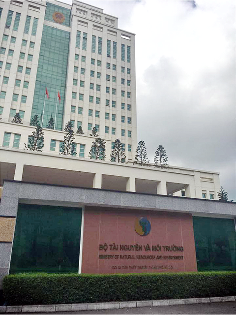 Bộ Tài nguyên - môi trường giao hàng ngàn tỉ đồng chưa đúng quy định - Ảnh 1. Bộ Tài nguyên - môi trường giao hàng ngàn tỉ đồng chưa đúng quy định - Ảnh 1.