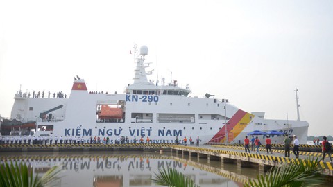 Chuyển 1.800 cây xanh ra quần đảo Trường Sa - Ảnh 1. Chuyển 1.800 cây xanh ra quần đảo Trường Sa - Ảnh 1.