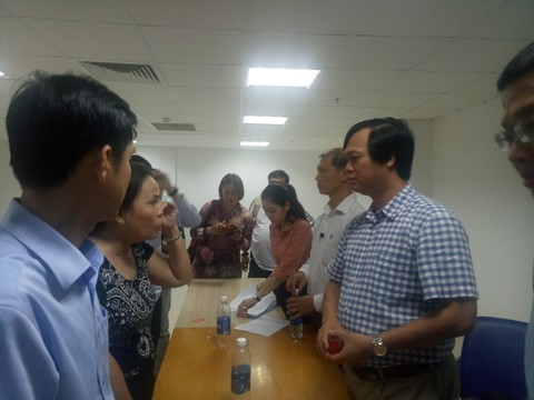 Bức xúc với chung cư cao cấp - Ảnh 2. Bức xúc với chung cư cao cấp - Ảnh 2.