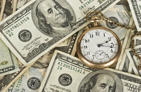 USD bấp bênh sau tin Fed giữ nguyên lãi suất, cho phép lạm phát vượt mục tiêu - Ảnh 1. USD bấp bênh sau tin Fed giữ nguyên lãi suất, cho phép lạm phát vượt mục tiêu - Ảnh 1.