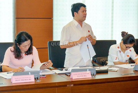 Áp thuế tài sản bất minh là thừa nhận hợp pháp, gật đầu ăn chia - Ảnh 2. Áp thuế tài sản bất minh là thừa nhận hợp pháp, gật đầu ăn chia - Ảnh 2.