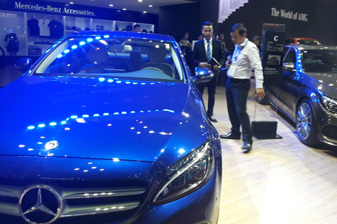 284 xe Mercedes, 180 xe Hyundai tại Việt Nam bị lỗi phải triệu hồi - Ảnh 1. 284 xe Mercedes, 180 xe Hyundai tại Việt Nam bị lỗi phải triệu hồi - Ảnh 1.