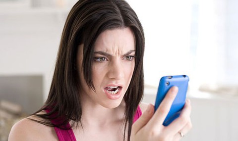 Quấy rối qua điện thoại có thể bị phạt tù - Ảnh 1. Quấy rối qua điện thoại có thể bị phạt tù - Ảnh 1.
