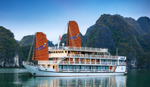 Hải Phòng vào cuộc vụ ngăn sông cấm chợ ở Vịnh Hạ Long - Ảnh 1. Hải Phòng vào cuộc vụ ngăn sông cấm chợ ở Vịnh Hạ Long - Ảnh 1.