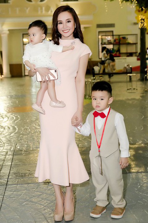 Naomi đi miền Tây, Hồ Quang Hiếu nhói tim vì Bảo Anh có tình mới - Ảnh 7. Naomi đi miền Tây, Hồ Quang Hiếu nhói tim vì Bảo Anh có tình mới - Ảnh 7.
