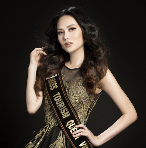 Diệu Linh thi Nữ hoàng du lịch quốc tế 2018 - Ảnh 1. Diệu Linh thi Nữ hoàng du lịch quốc tế 2018 - Ảnh 1.