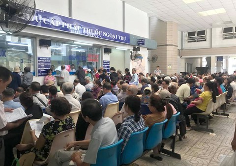 Tìm giải pháp khắc phục không hài lòng - Ảnh 1. Tìm giải pháp khắc phục không hài lòng - Ảnh 1.