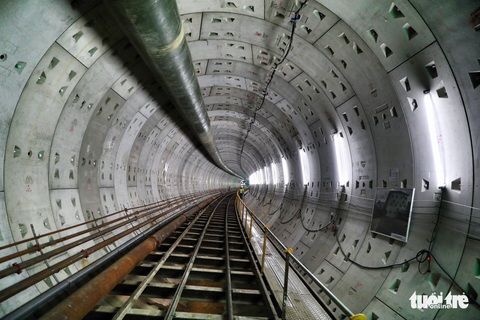 Ngắm đường hầm metro thứ 2 sắp hoàn thành dưới lòng đất - Ảnh 1. Ngắm đường hầm metro thứ 2 sắp hoàn thành dưới lòng đất - Ảnh 1.