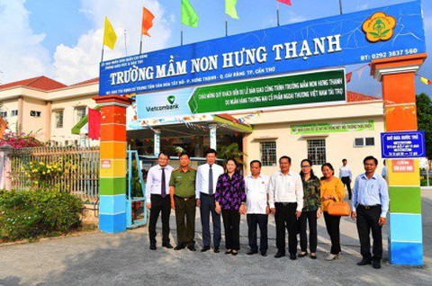 Bàn giao trường mầm non ở Cần Thơ do Vietcombank tài trợ - Ảnh 6. Bàn giao trường mầm non ở Cần Thơ do Vietcombank tài trợ - Ảnh 6.