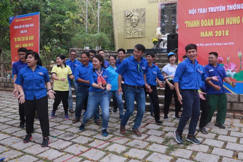 Hội trại truyền thống Thành đoàn TP.HCM ôn lại lịch sử dân tộc - Ảnh 6. Hội trại truyền thống Thành đoàn TP.HCM ôn lại lịch sử dân tộc - Ảnh 6.