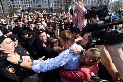 Nga thả lãnh đạo đối lập Alexei Navalny - Ảnh 1. Nga thả lãnh đạo đối lập Alexei Navalny - Ảnh 1.