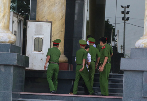 Ông Trịnh Xuân Thanh và con trai rút kháng cáo - Ảnh 2. Ông Trịnh Xuân Thanh và con trai rút kháng cáo - Ảnh 2.
