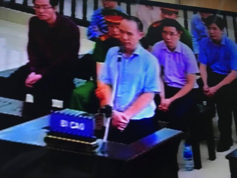 Phúc thẩm vụ Đinh La Thăng: Các cựu lãnh đạo xin giảm… tiền bồi thường - Ảnh 1. Phúc thẩm vụ Đinh La Thăng: Các cựu lãnh đạo xin giảm… tiền bồi thường - Ảnh 1.