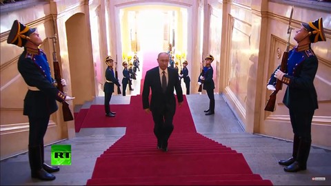 Toàn cảnh lễ nhậm chức tổng thống Nga lần 4 của ông Putin - Ảnh 10. Toàn cảnh lễ nhậm chức tổng thống Nga lần 4 của ông Putin - Ảnh 10.