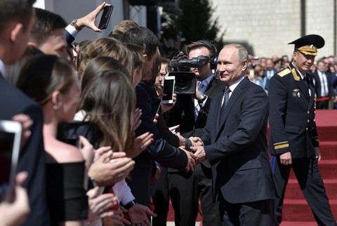 Toàn cảnh lễ nhậm chức tổng thống Nga lần 4 của ông Putin - Ảnh 19. Toàn cảnh lễ nhậm chức tổng thống Nga lần 4 của ông Putin - Ảnh 19.