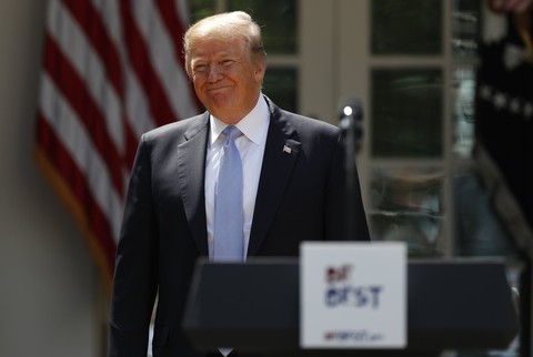 Sáng 9-5, ông Trump sẽ ra quyết định về thỏa thuận hạt nhân Iran - Ảnh 1. Sáng 9-5, ông Trump sẽ ra quyết định về thỏa thuận hạt nhân Iran - Ảnh 1.