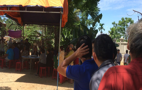 Cụ ông 81 tuổi nghi đánh chết vợ vì không đưa tiền xài - Ảnh 1. Cụ ông 81 tuổi nghi đánh chết vợ vì không đưa tiền xài - Ảnh 1.