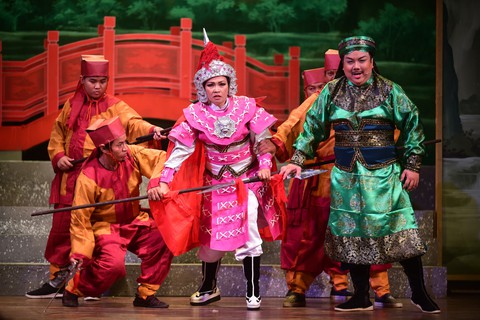 Thái hậu Dương Vân Nga: tinh thần độc lập và tình yêu đất nước - Ảnh 3. Thái hậu Dương Vân Nga: tinh thần độc lập và tình yêu đất nước - Ảnh 3.