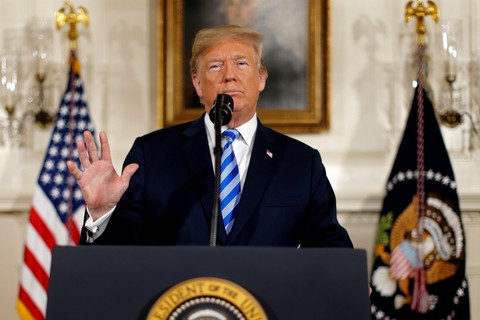 Tại sao ông Trump muốn hủy thỏa thuận hạt nhân Iran? - Ảnh 1. Tại sao ông Trump muốn hủy thỏa thuận hạt nhân Iran? - Ảnh 1.