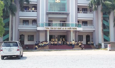 Người xuất ngũ học nghề gặp khó vì... kinh phí - Ảnh 1. Người xuất ngũ học nghề gặp khó vì... kinh phí - Ảnh 1.